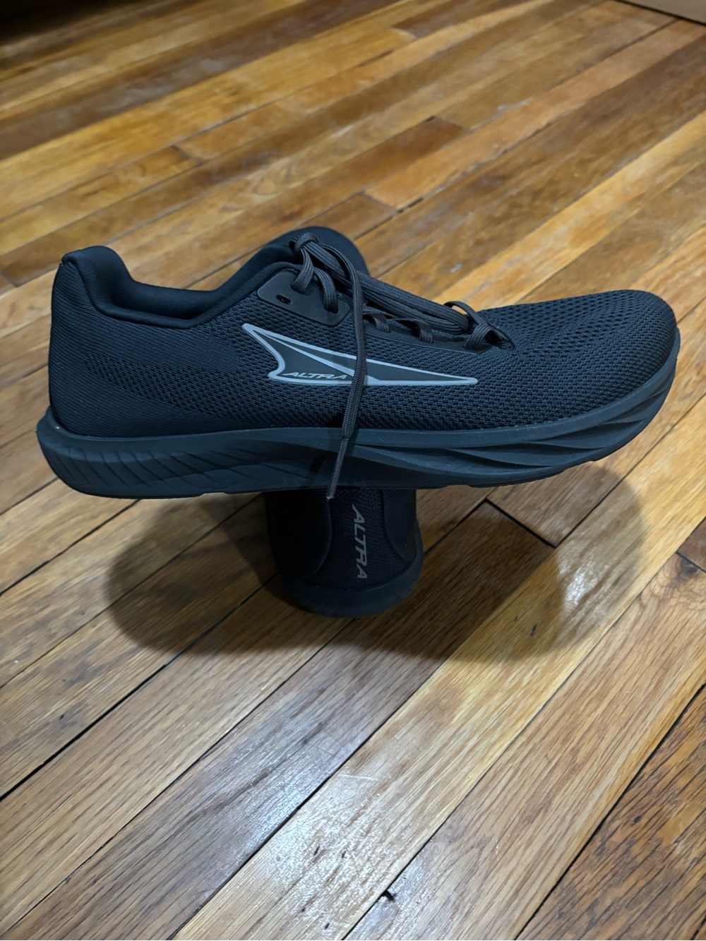 Altra Black Low-Profile Running Shoe with Gray Logo